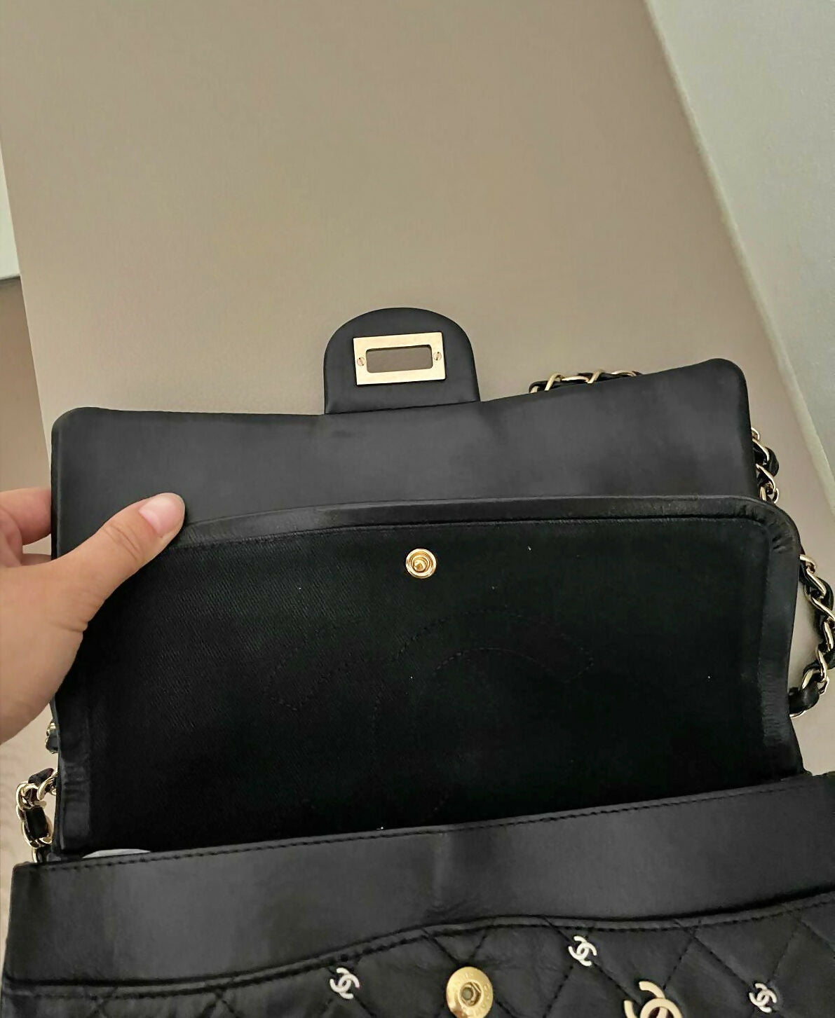 Chanel 2 55 Shoulder Bag - Rovelle Bags