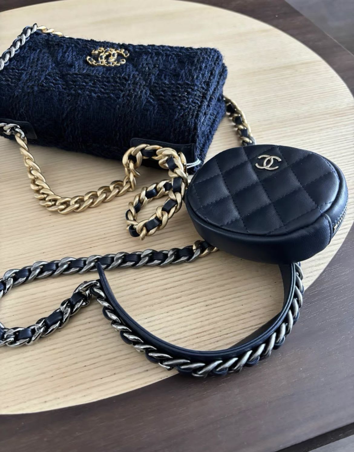 Chanel Chanel 19 Shoulder Bag - Rovelle Bags