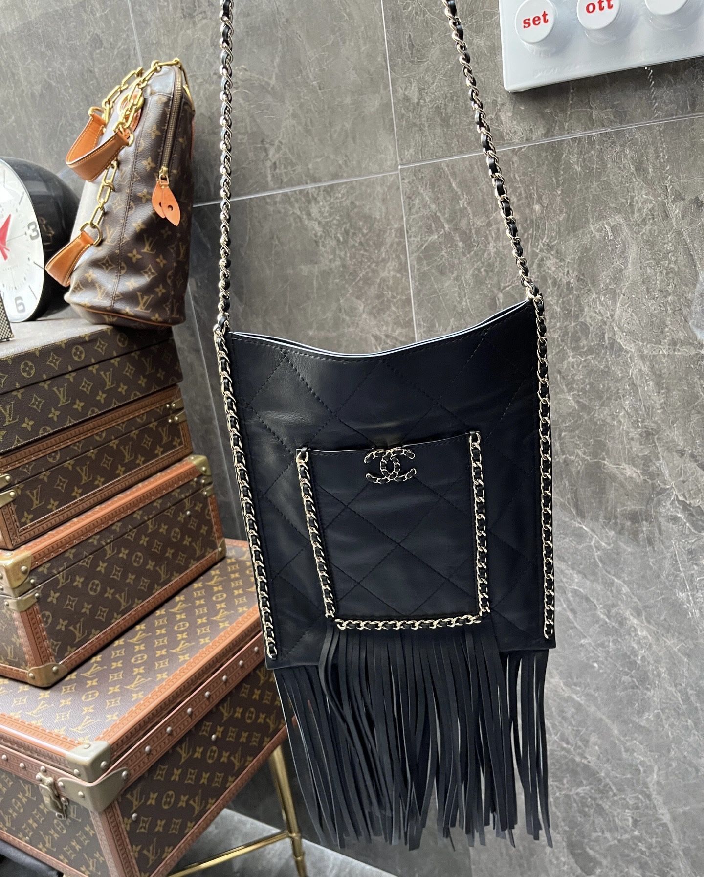Chanel Chanel 22 Shoulder Bag - Rovelle Bags