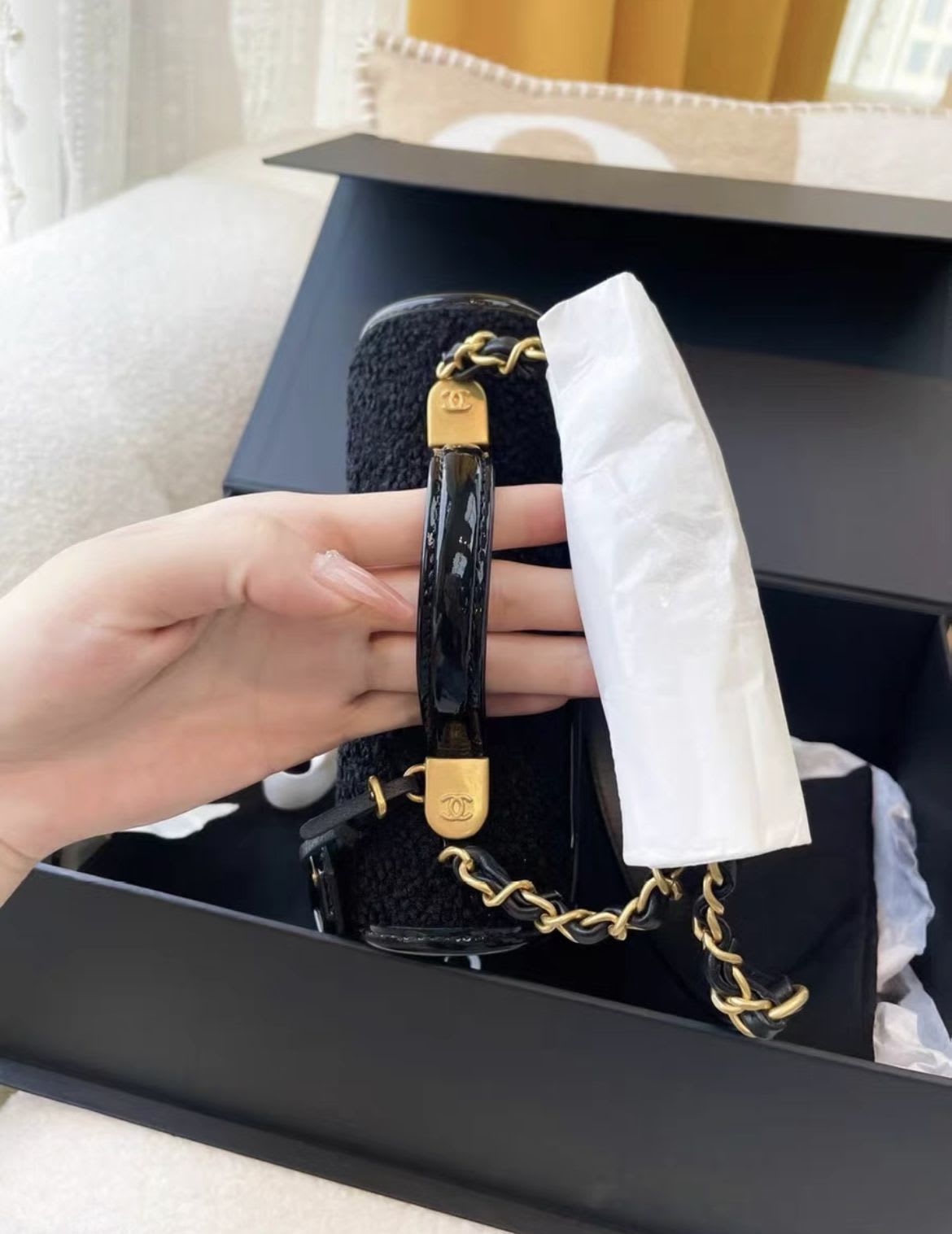 Chanel Chanel 22 Shoulder Bag - Rovelle Bags