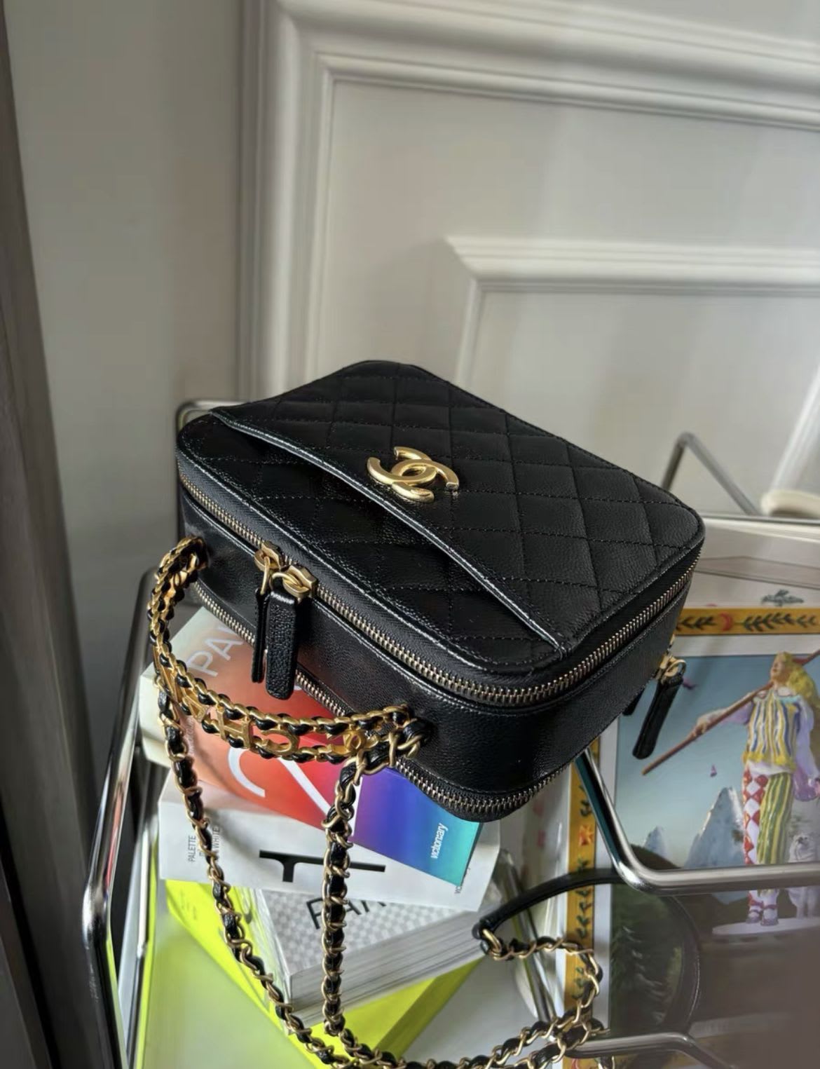 Chanel Chanel 22 Shoulder Bag - Rovelle Bags