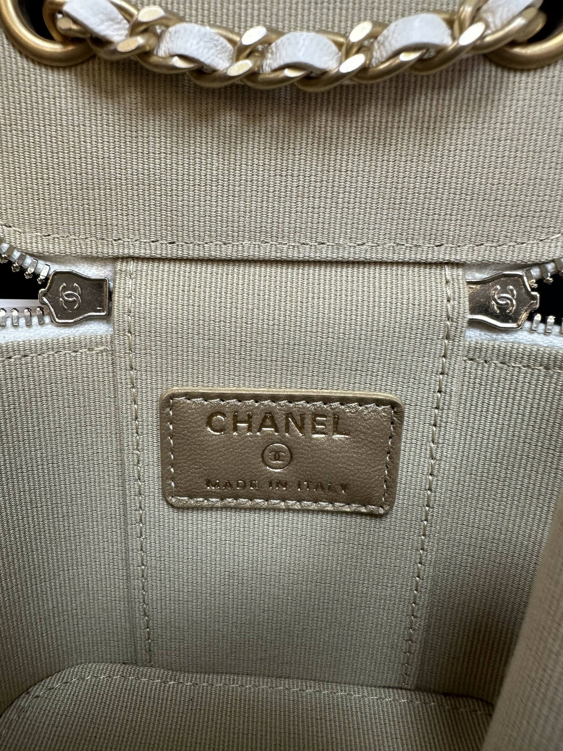 Chanel Vanity Clutch - Rovelle Bags