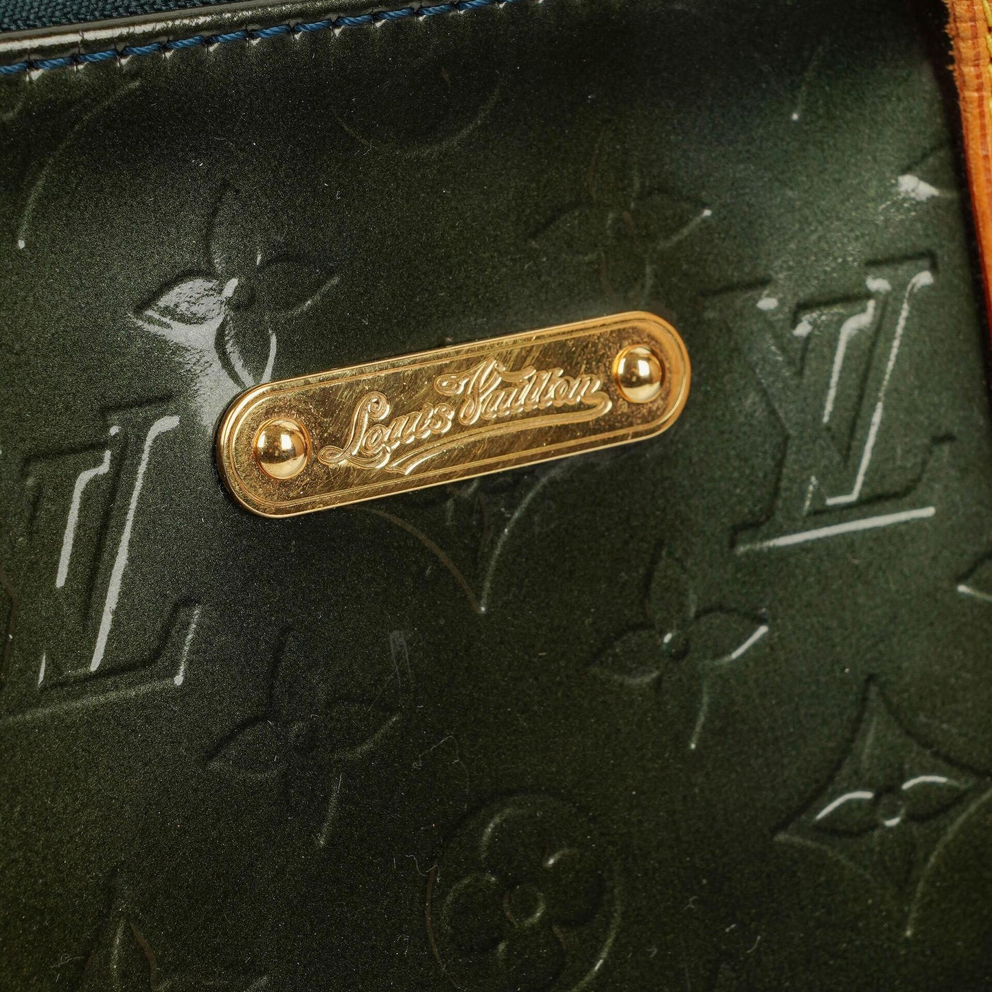 Louis Vuitton Bellevue Monogram Vernis Handbag
