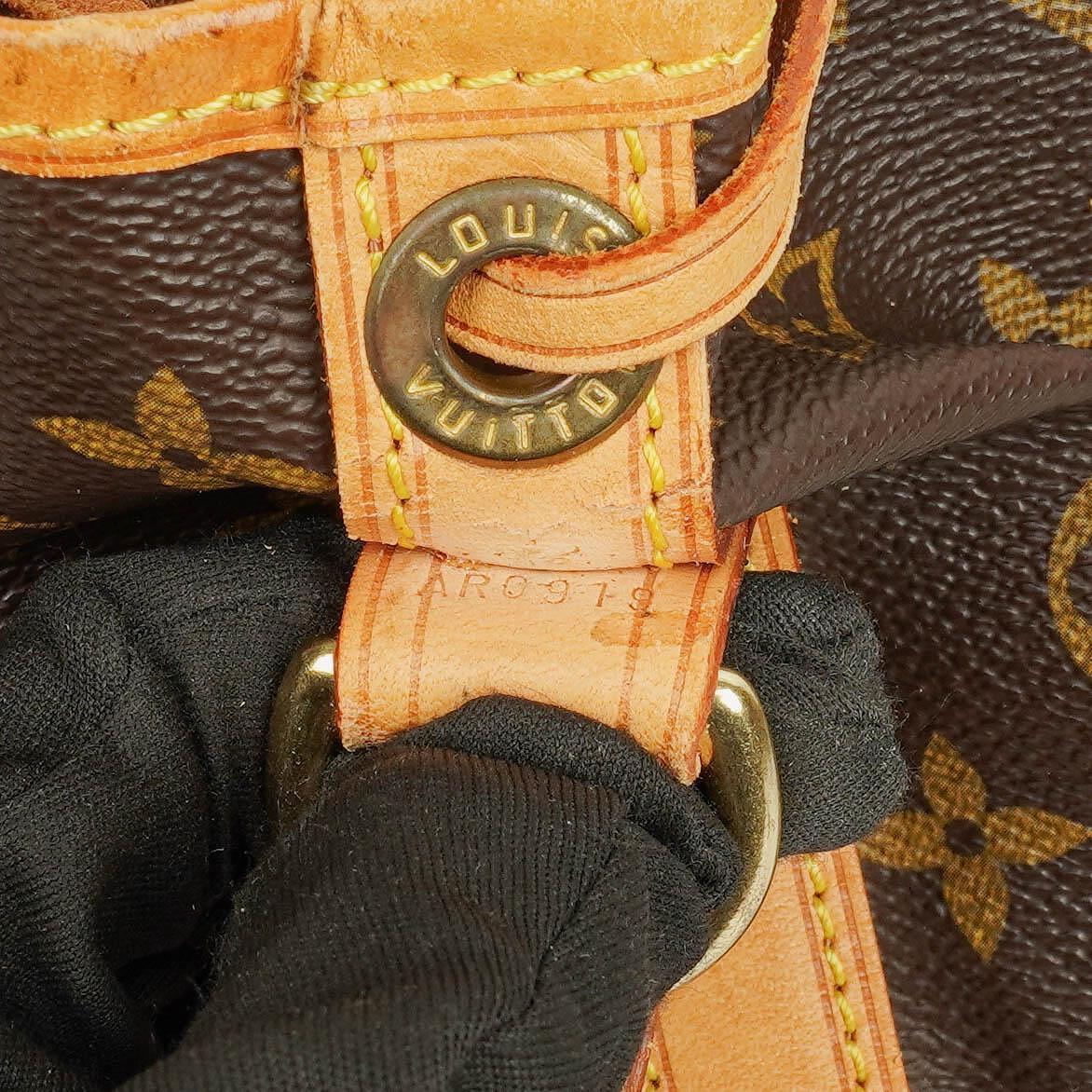 Louis Vuitton Noe GM Monogram Canvas Shoulder Bag