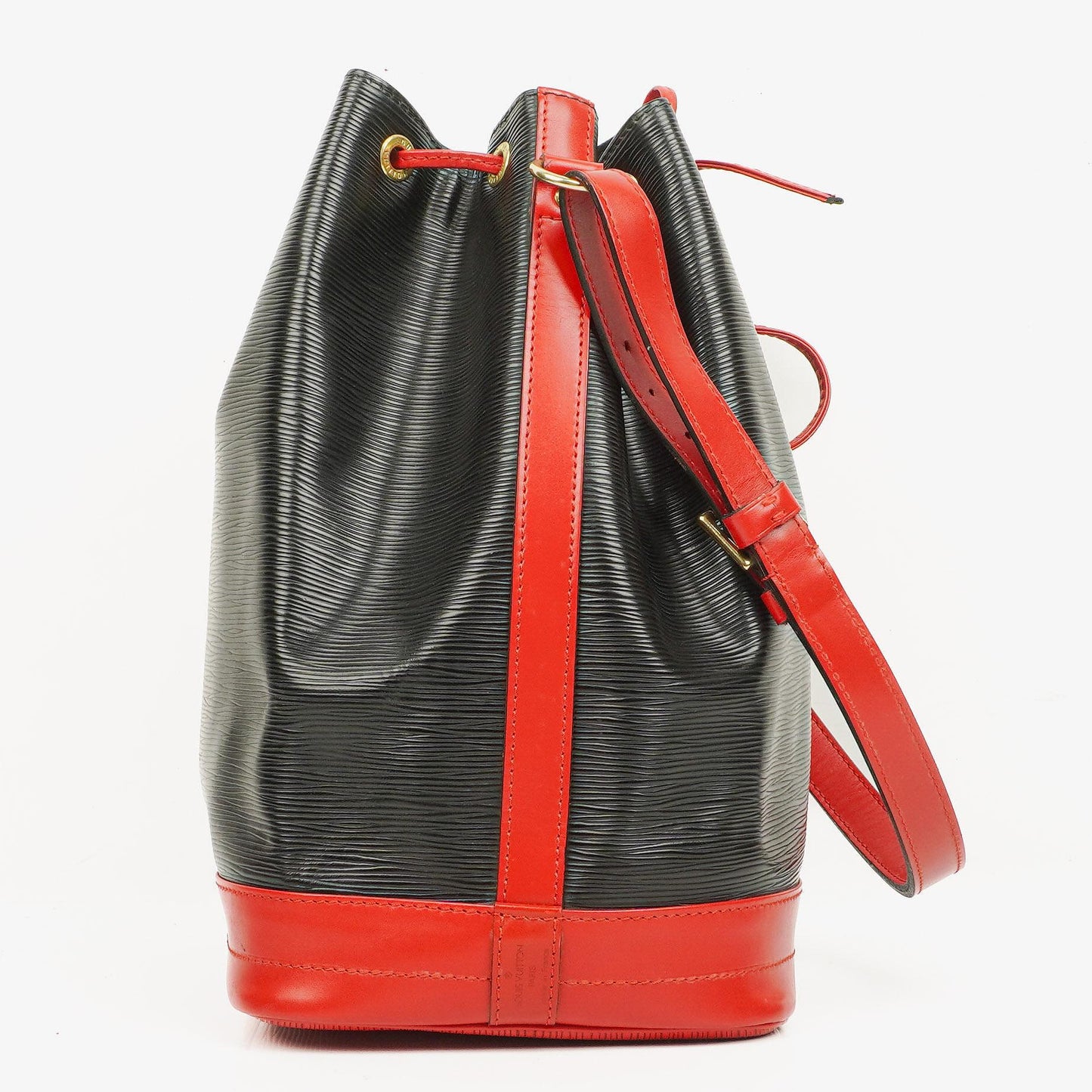 Louis Vuitton Noe Grande GM Bslck And Red EPI Leather Shoulder Bag