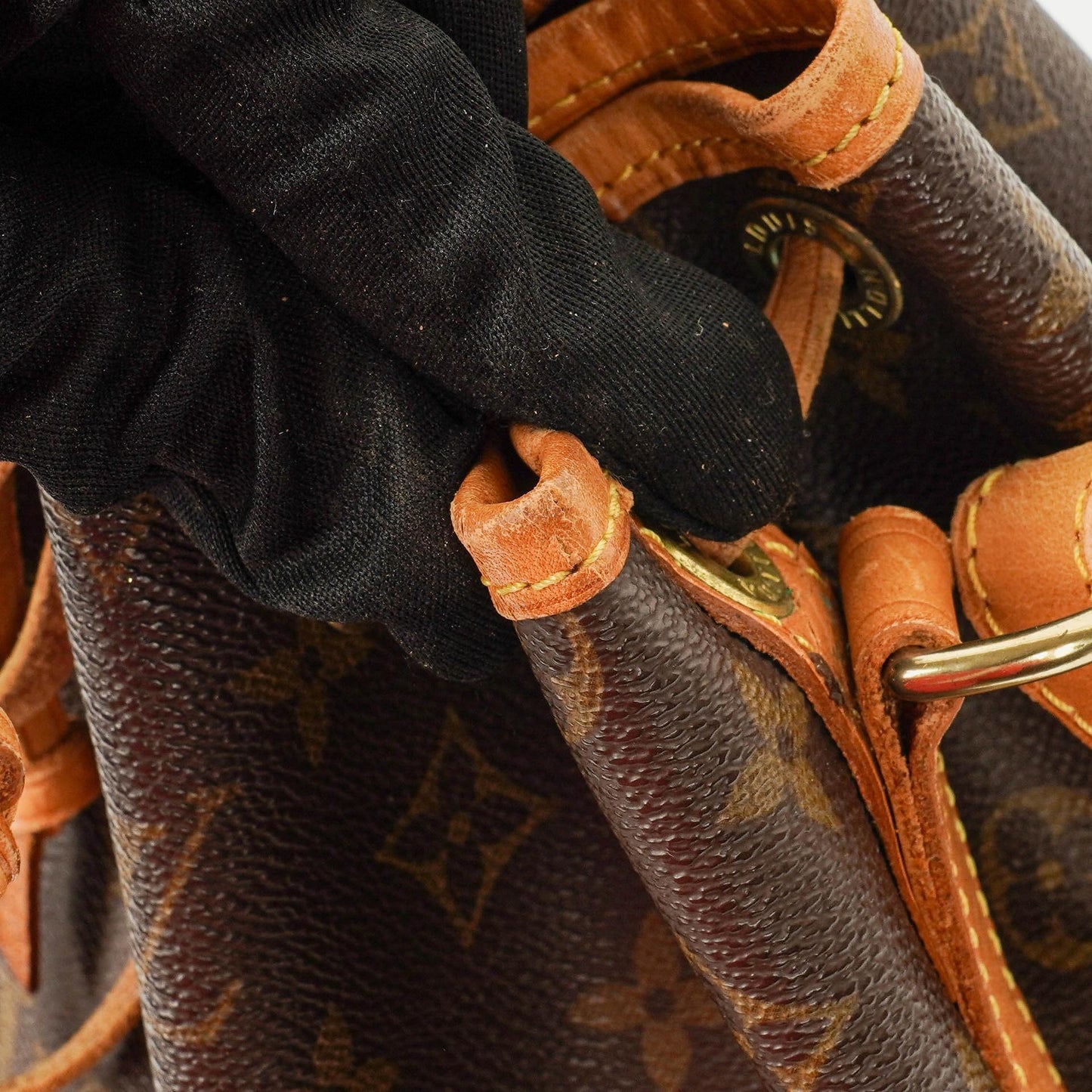 Louis Vuitton Noe Grande GM Monogram Canvas Shoulder Bag