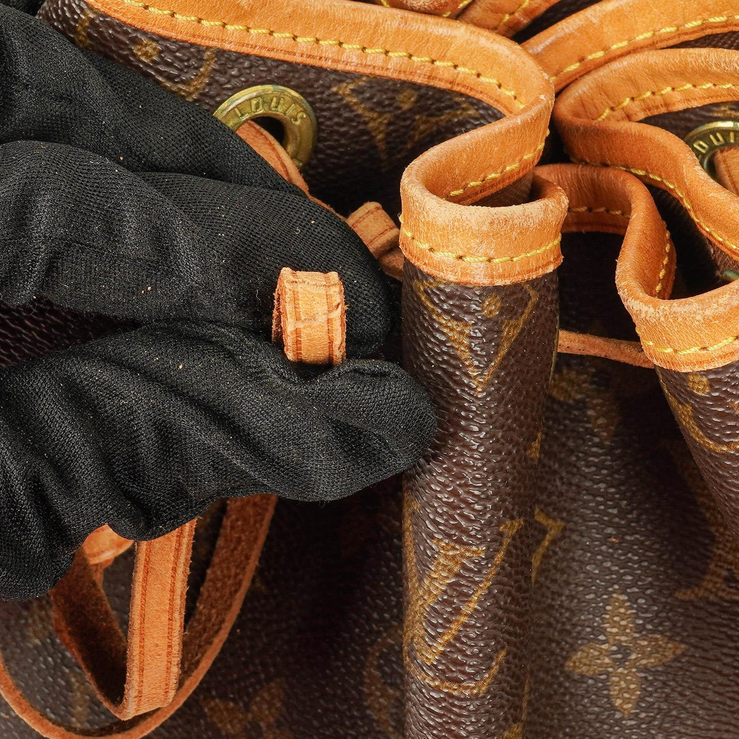 Louis Vuitton Noe Grande GM Monogram Canvas Shoulder Bag
