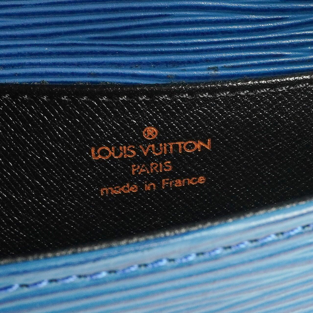Louis Vuitton Saint Cloud PM Blue EPI Leather Crossbody Bag