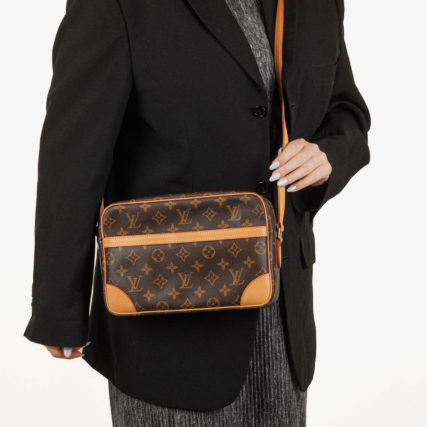 Louis Vuitton Trocadero 27 Monogram Canvas Bag