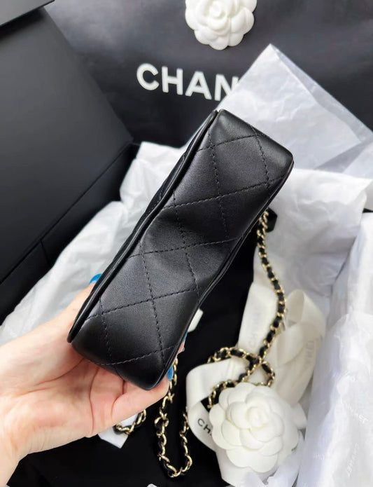 Chanel Handbag - Rovelle Bags