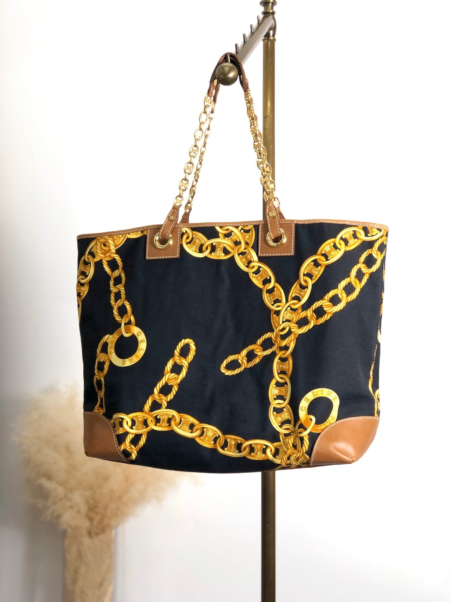CELINE Chain Shoulder bag Totebag Black vskgie