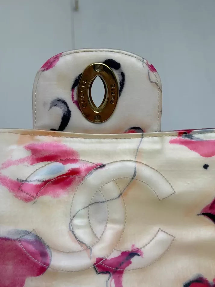 Chanel Chanel 19 Shoulder Bag - Rovelle Bags