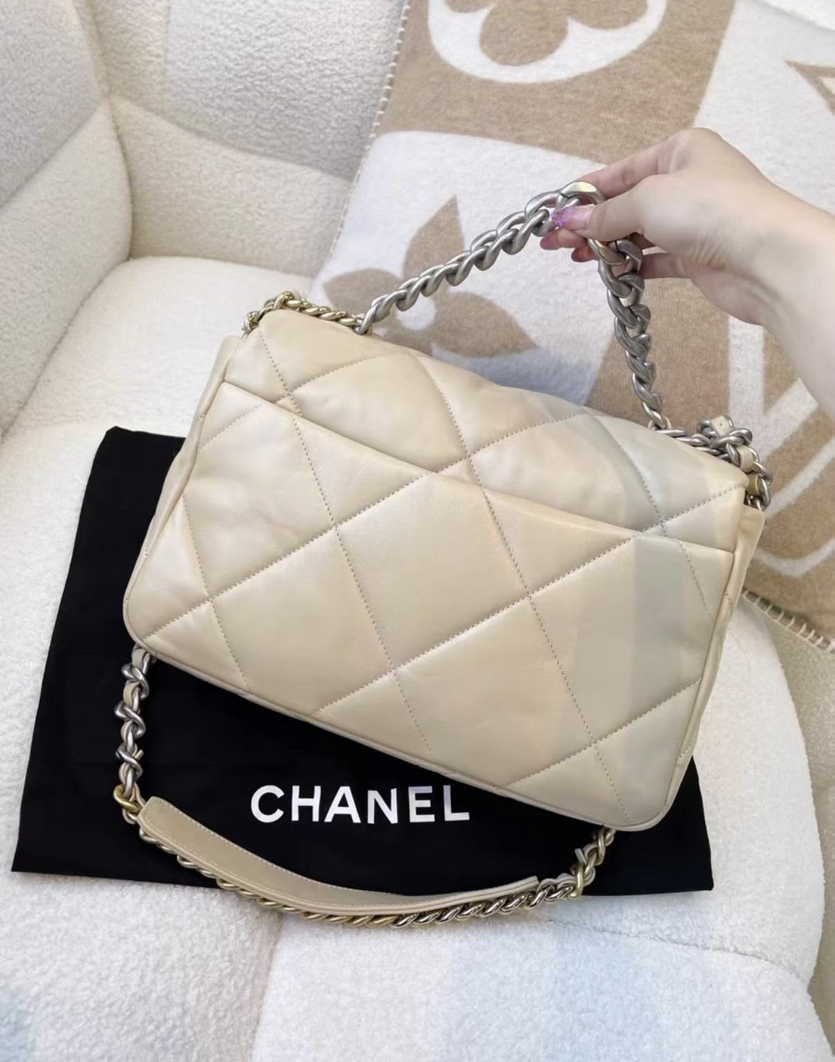 Chanel Shoulder Bag - Rovelle Bags