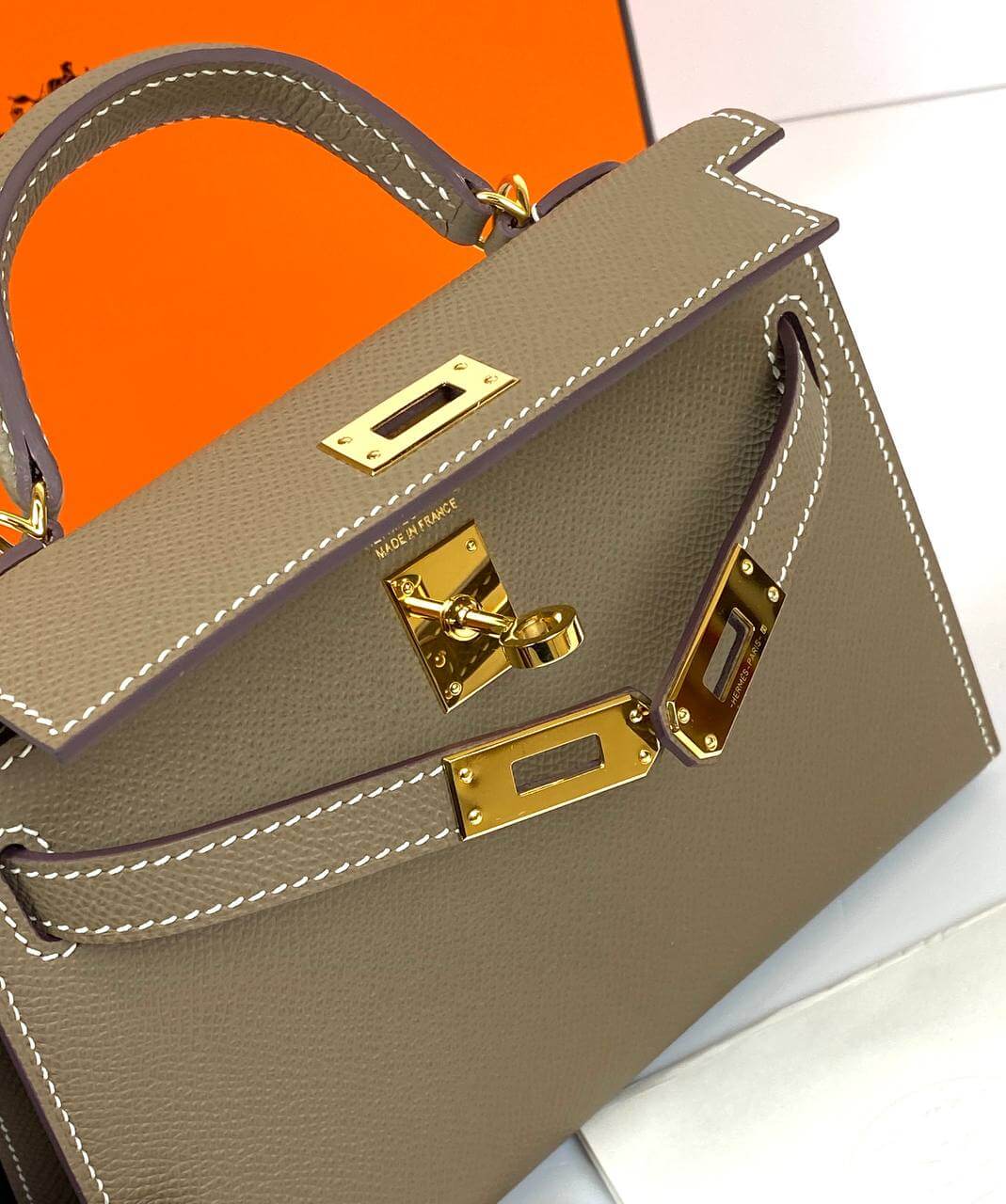 Hermès Kelly Handbag - Rovelle Bags