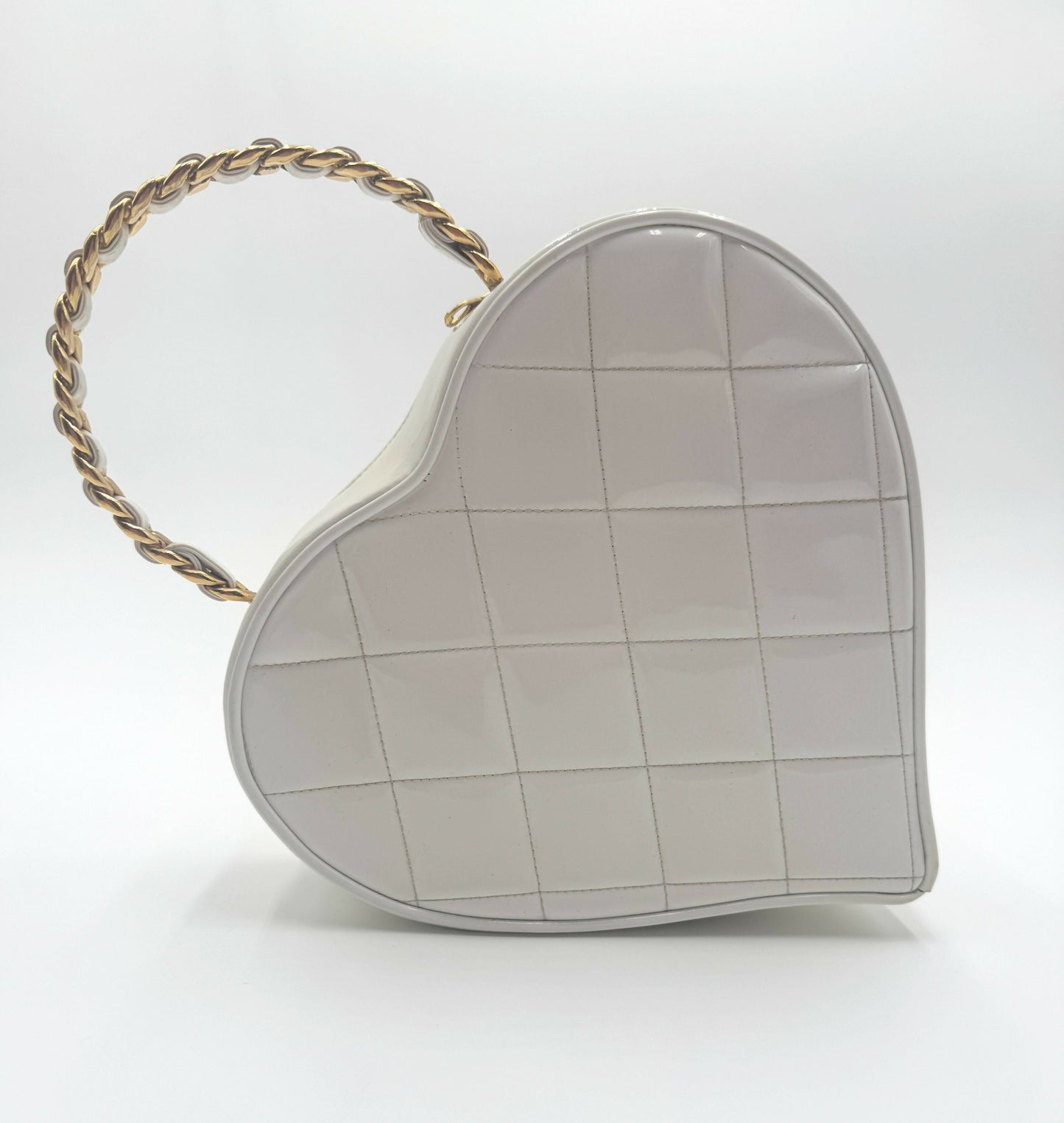 Chanel Chanel 19 Shoulder Bag - Rovelle Bags
