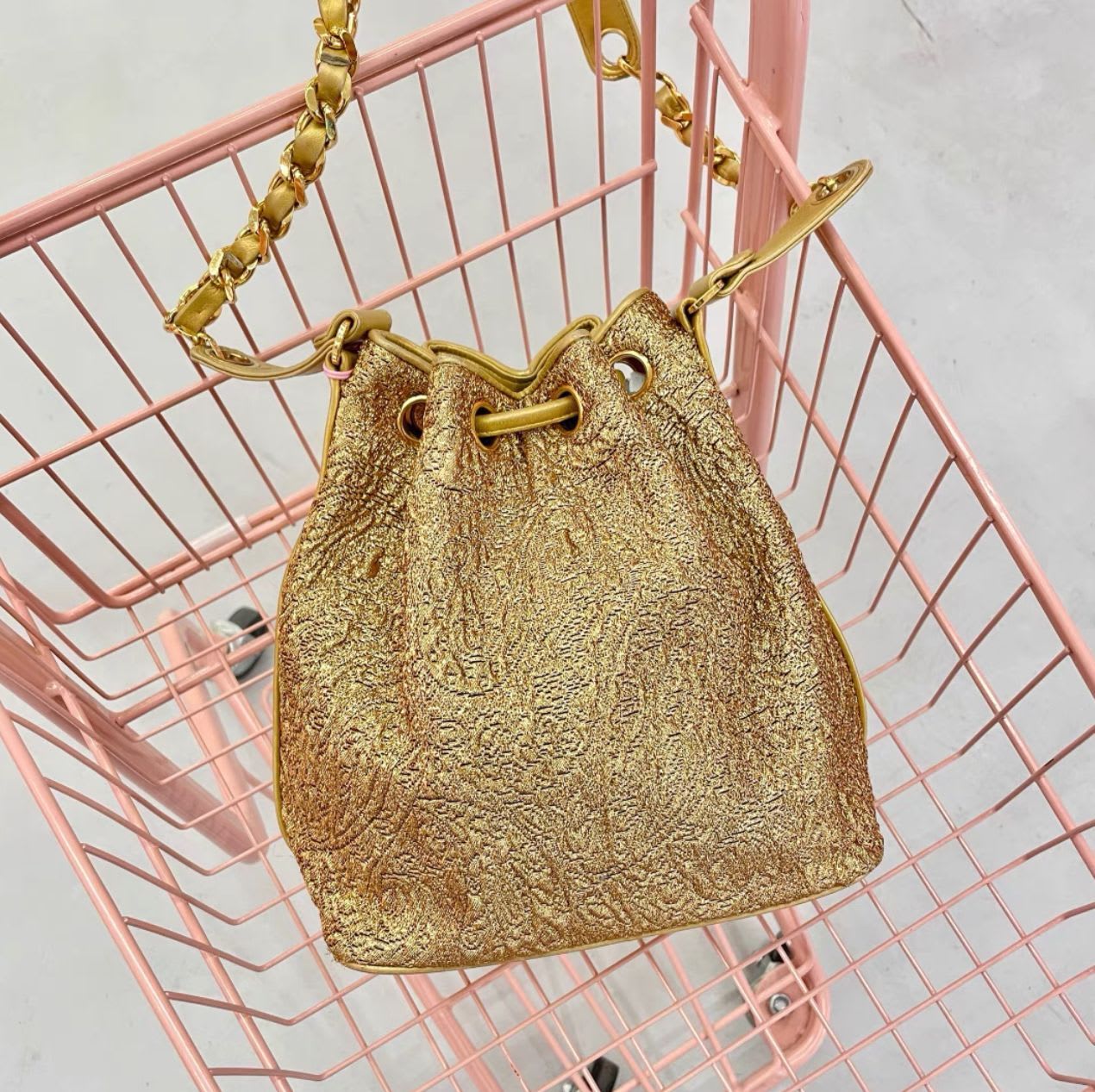 Chanel Chanel 19 Shoulder Bag - Rovelle Bags