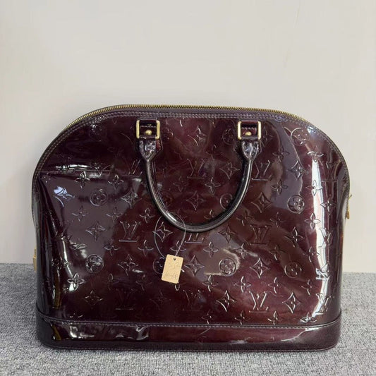 Louis Vuitton Alma Amarante Vernis Leather Handbag Medium