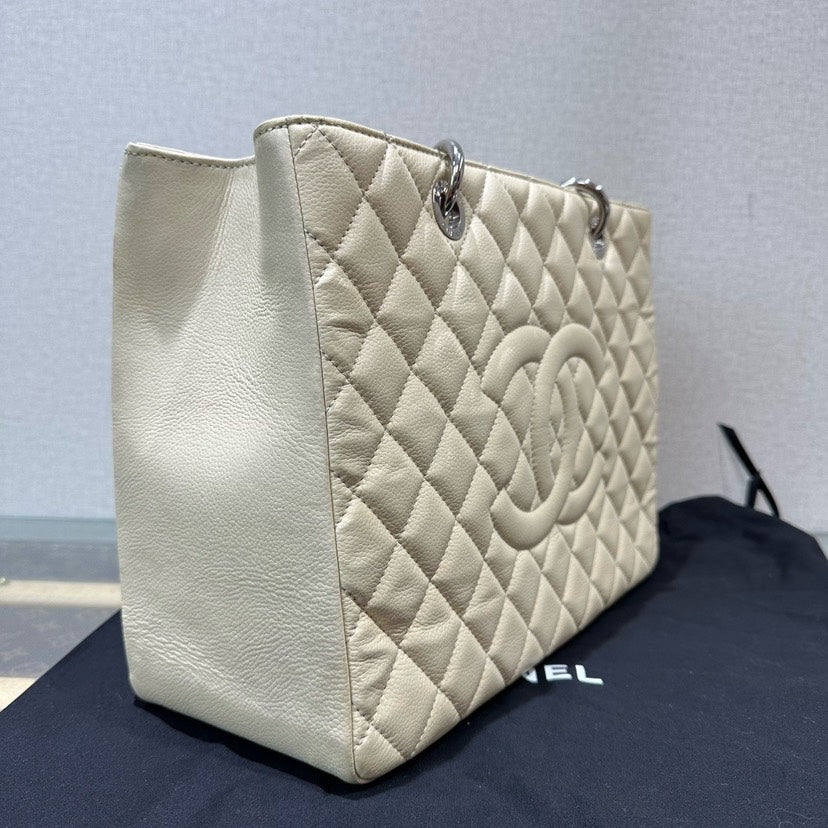Chanel Tote - Almora Bags