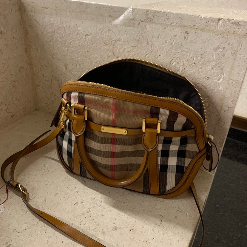 Burberry Orchard Women Crossbody Bag - Rovelle Bags