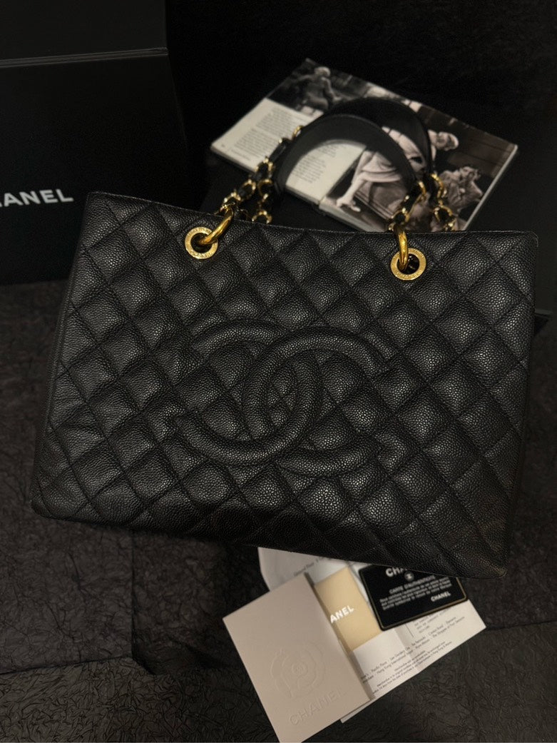 Chanel Shoulder Bag - Almora Bags