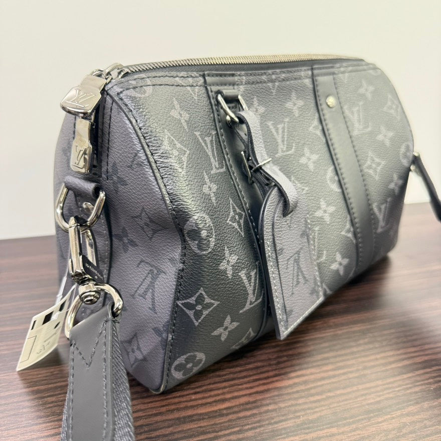 Louis Vuitton Monogram City Keepall Crossbody Bag in Gray - SA Rank? LB109516