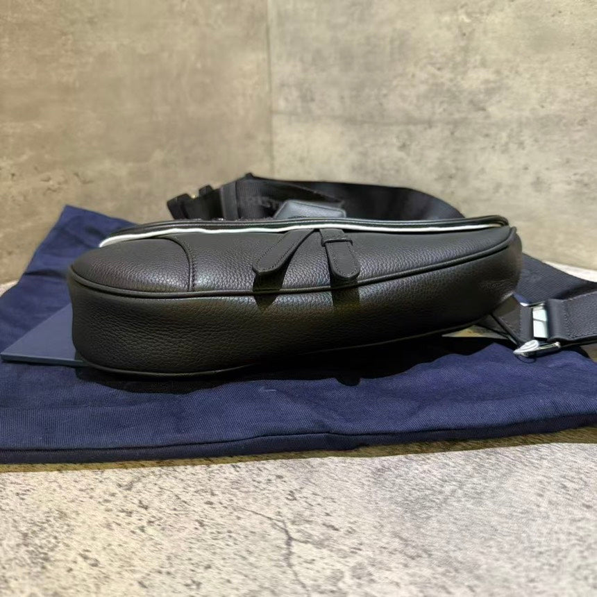 Dior Saddle Crossbody - Rovelle Bags