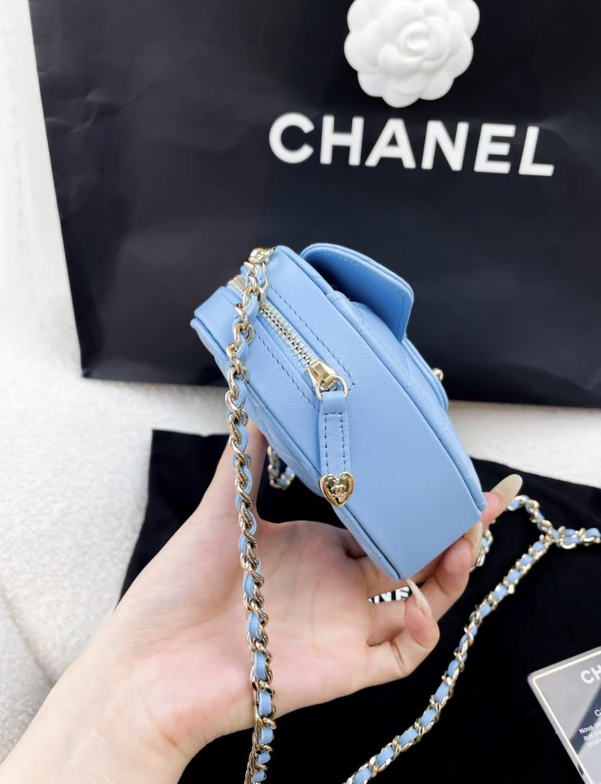 Chanel Chanel 22 Shoulder Bag - Rovelle Bags