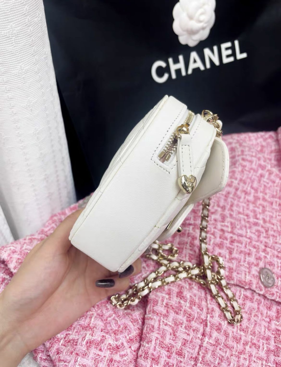 Chanel Chanel 22 Shoulder Bag - Rovelle Bags
