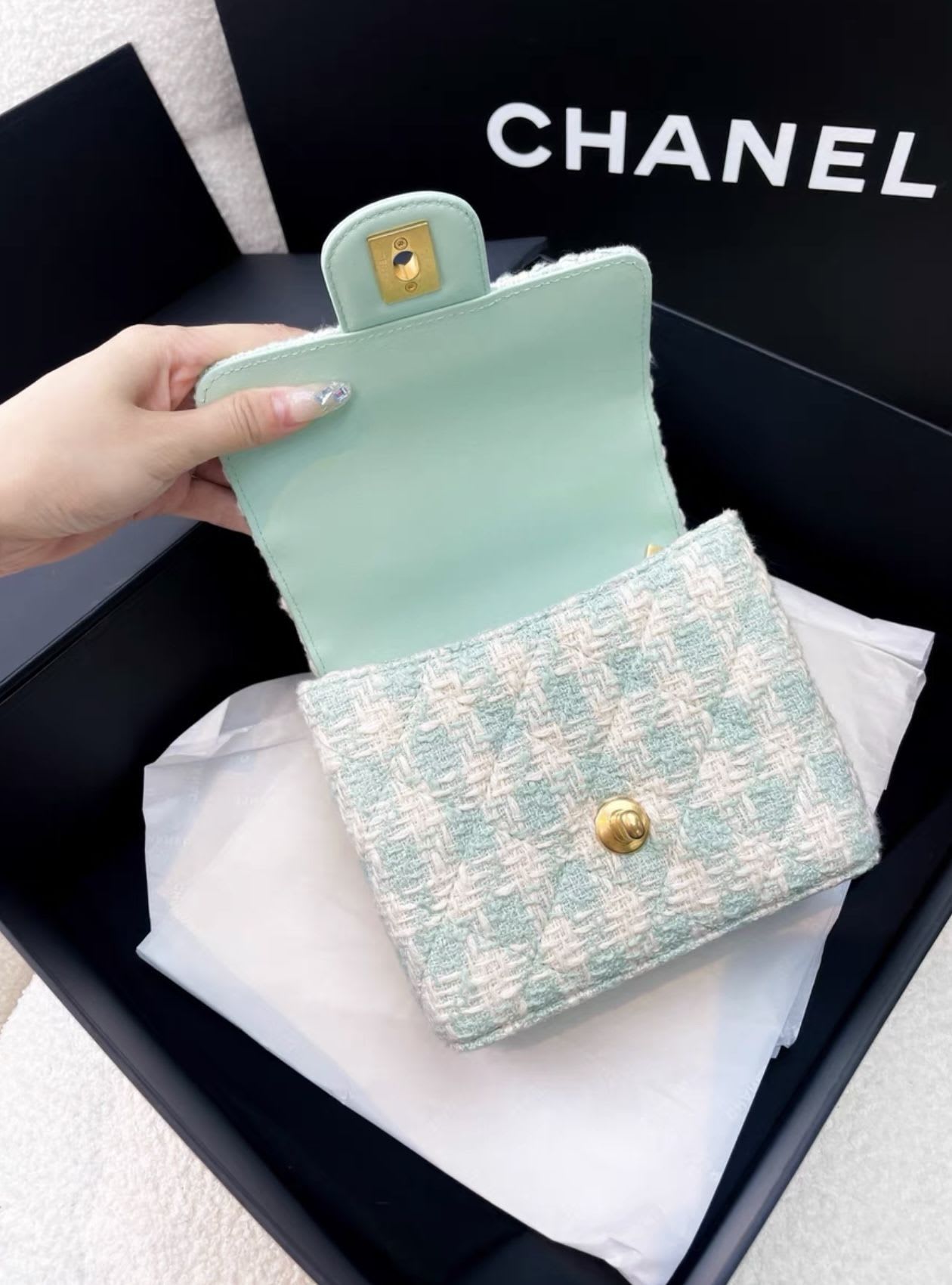 Chanel Handbag - Rovelle Bags