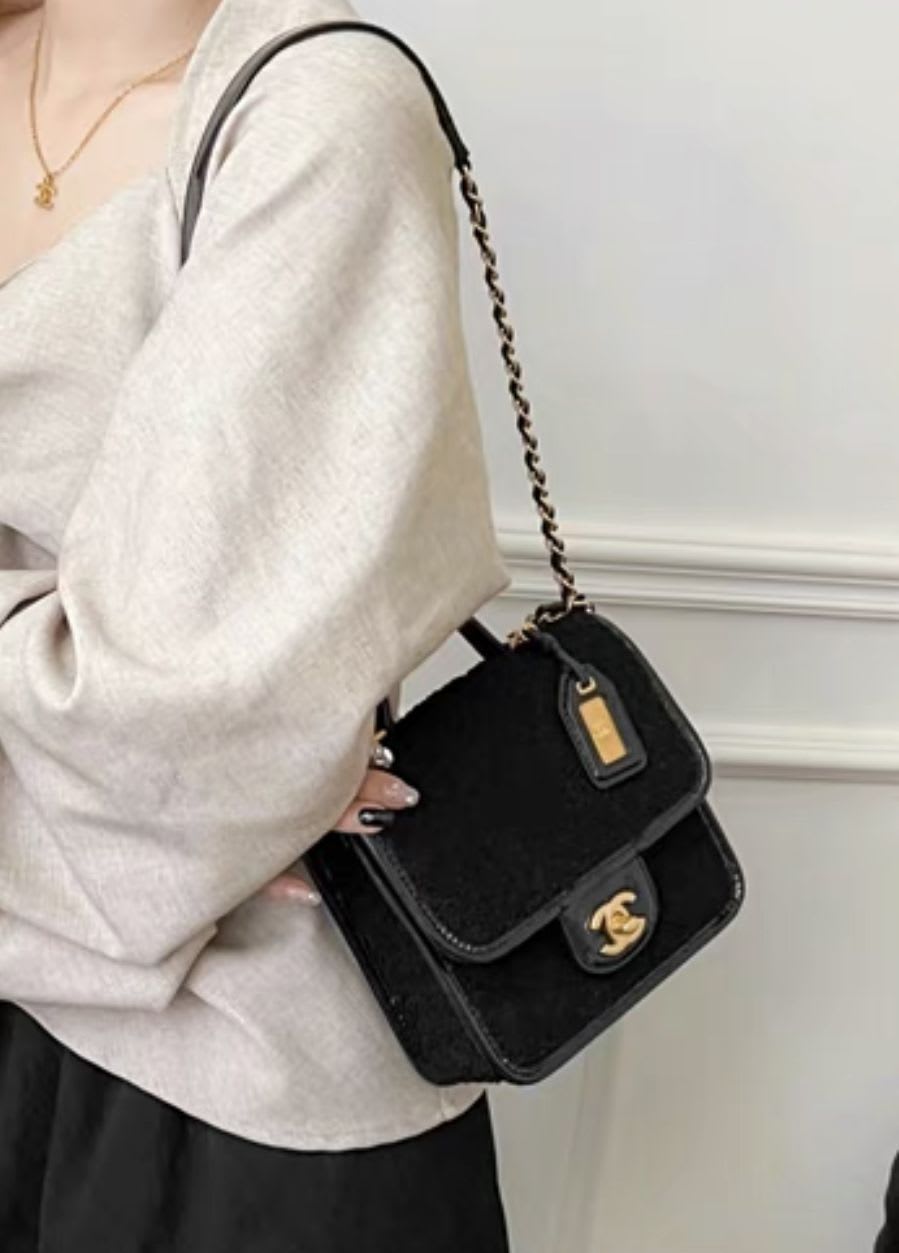 Chanel Chanel 22 Shoulder Bag - Rovelle Bags