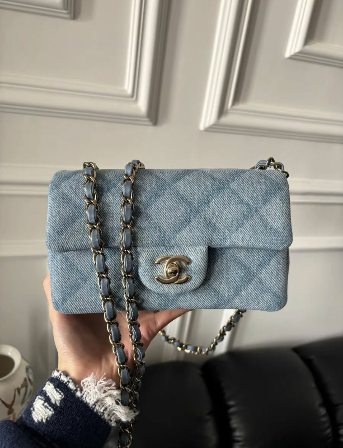 Chanel Chanel 22 Shoulder Bag - Rovelle Bags