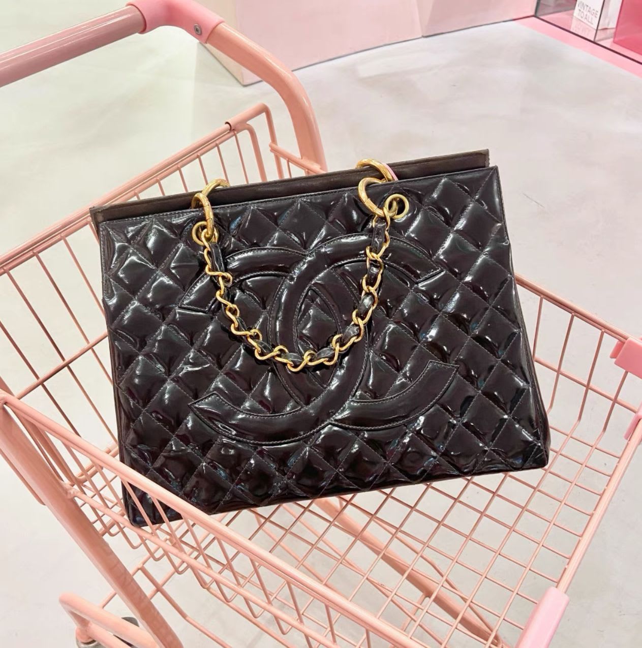 Chanel Tote - Rovelle Bags